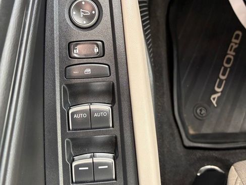 Used 2023 Honda Accord EX image 23
