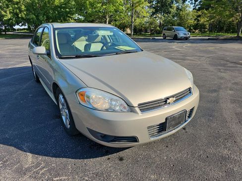 Used 2011 Chevrolet Impala LT w/ Luxury Edition Package FWD image 8