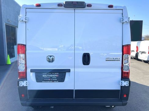 Used 2023 RAM ProMaster 2500 image 6