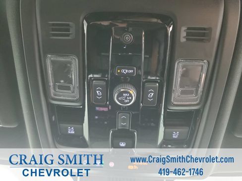 Used 2026 GMC Yukon XL Denali w/ Denali Reserve Package AWD/4WD image 41
