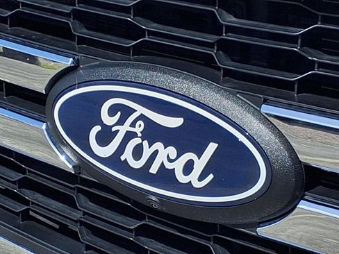Used 2024 Ford F150 Lariat w/ FX4 Off-Road Package AWD/4WD image 7