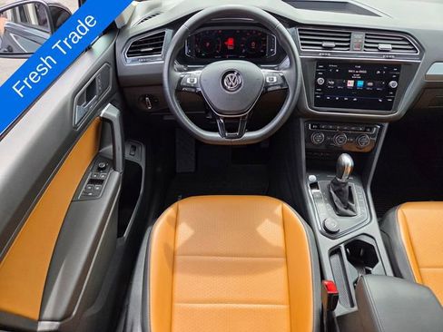 Used 2019 Volkswagen Tiguan SEL AWD/4WD image 14