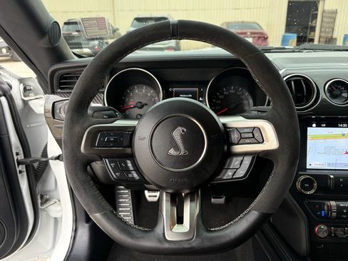 Used 2019 Ford Mustang Shelby GT350 w/ Technology Package RWD image 14