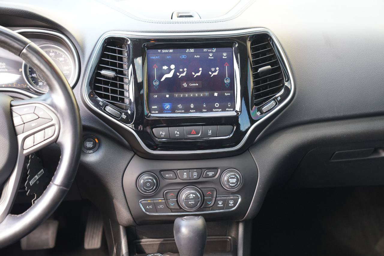 Used 2021 Jeep Cherokee Limited w/ Elite Package AWD/4WD image 32
