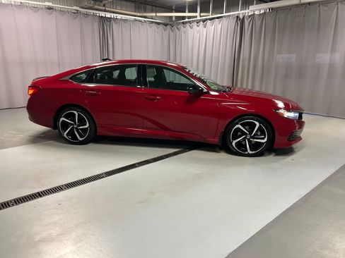 Used 2021 Honda Accord Sport image 8