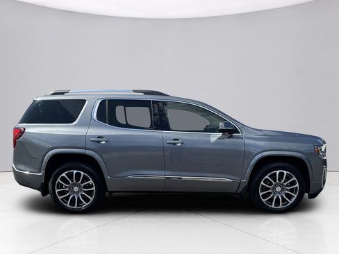 Used 2021 GMC Acadia Denali w/ Denali Ultimate Package AWD/4WD image 6