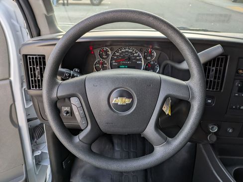 Used 2024 Chevrolet Express 2500 Work Van w/ Driver Convenience Package image 13