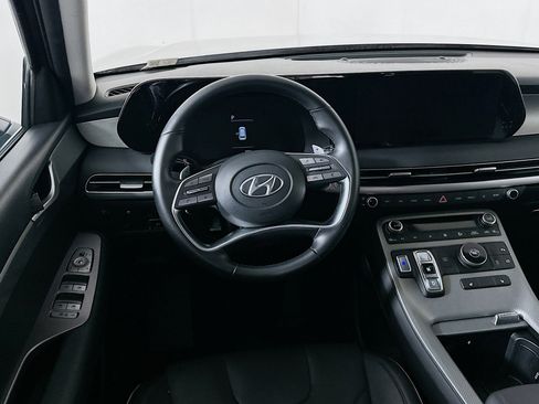 Used 2025 Hyundai Palisade SEL image 17