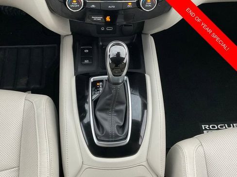 Used 2020 Nissan Rogue Sport SL image 18