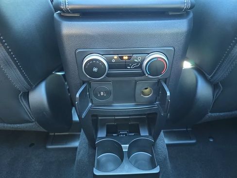 Used 2024 Ford Explorer XLT w/ Equipment Group 202A AWD/4WD image 20