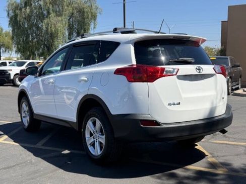 Used 2013 Toyota RAV4 XLE FWD image 5