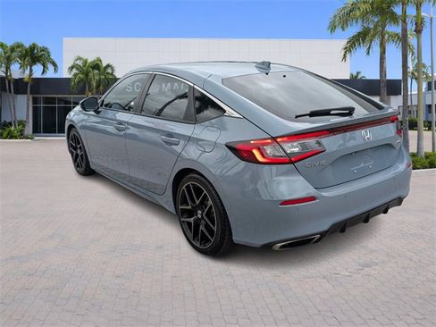 Used 2022 Honda Civic Sport Touring image 5