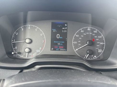 Used 2024 Toyota Corolla LE FWD image 9