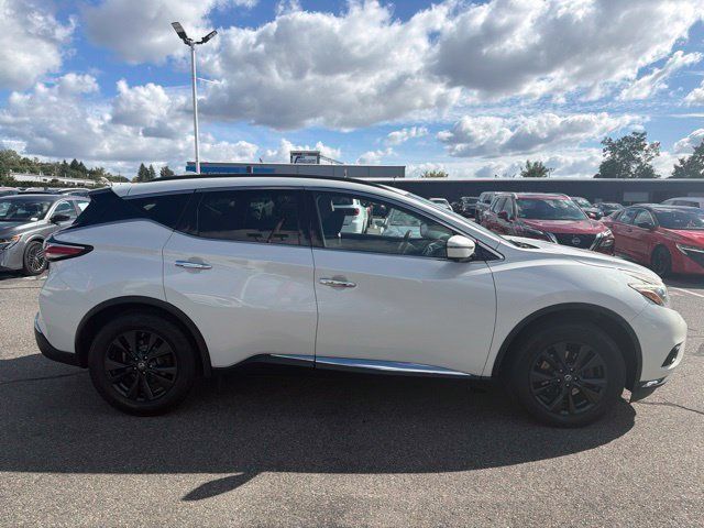 Used 2018 Nissan Murano SV w/ Premium Package AWD/4WD image 4