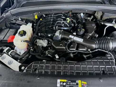 Used 2023 Jeep Grand Cherokee Limited w/ Trailer Tow Prep Group (B) image 33