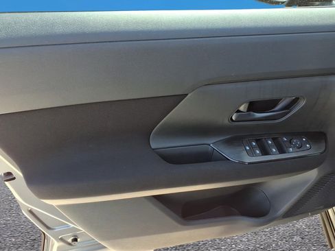 New 2026 Nissan Kicks S image 15