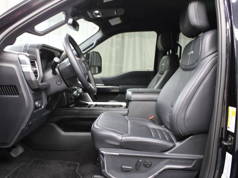 Used 2025 Ford F350 Platinum AWD/4WD image 15