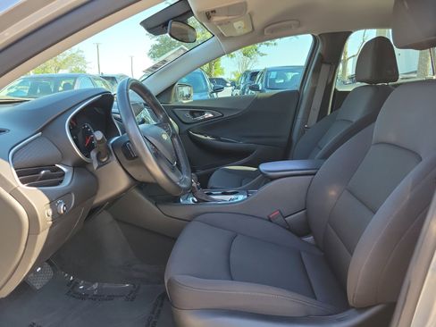 Used 2023 Chevrolet Malibu RS FWD image 13