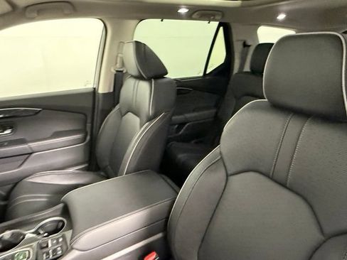 Used 2025 Honda Pilot Elite image 31