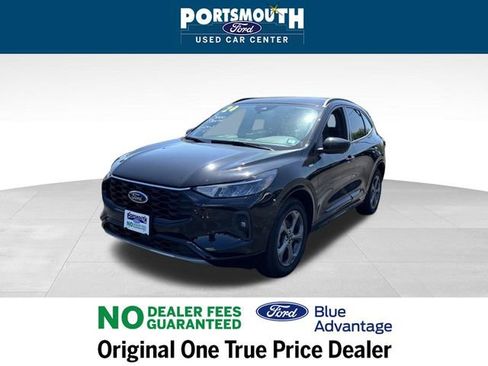 Used 2024 Ford Escape ST-Line Select w/ Tech Pack #2 image 17