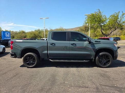 Used 2025 Chevrolet Silverado 1500 LT Trail Boss w/ Convenience Package II AWD/4WD image 6
