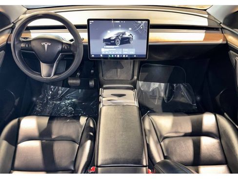 Used 2023 Tesla Model Y Long Range image 20