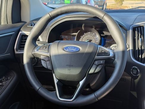 Certified 2022 Ford Edge SEL w/ Convenience Package image 15