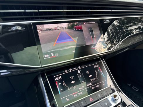 Used 2023 Audi Q7 2.0T Premium image 19