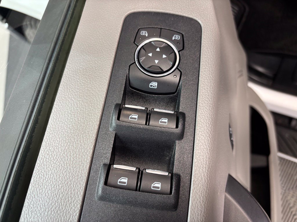Used 2019 Ford F150 XLT w/ Equipment Group 302A Luxury AWD/4WD image 22