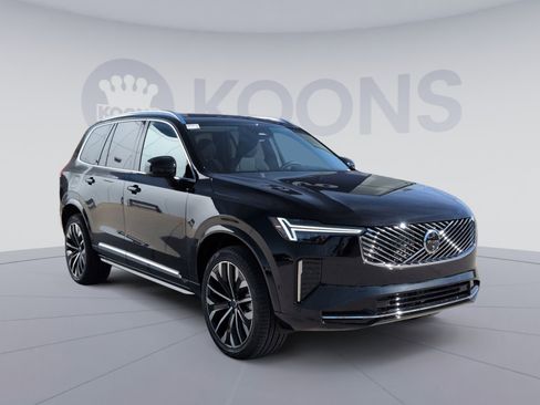 New 2026 Volvo XC90 B6 Plus w/ Protection Package Premier image 10
