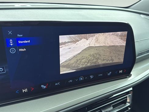 New 2026 Chevrolet Traverse LT image 30