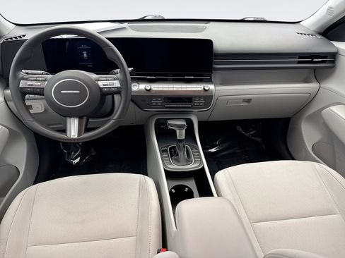 Used 2025 Hyundai Kona SEL image 14