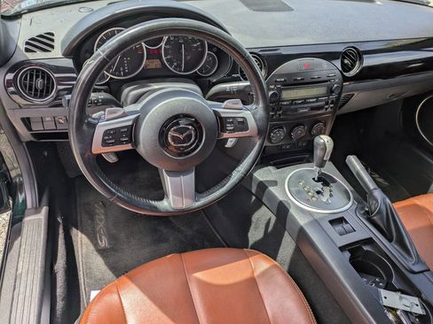Used 2008 MAZDA MX-5 Miata RWD image 15