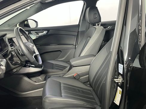 Used 2023 Audi Q4 e-tron Prestige image 14