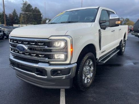 Certified 2023 Ford F350 Lariat w/ Chrome Package image 5