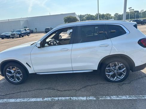 Used 2023 BMW X3 xDrive30i w/ Premium Package w/ZPA AWD/4WD image 8