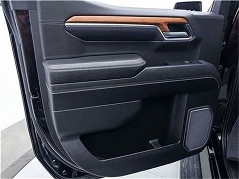 Used 2023 GMC Sierra 1500 Denali w/ Denali Reserve Package image 35