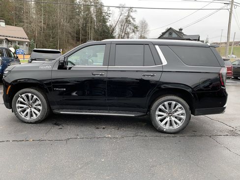New 2025 Chevrolet Tahoe High Country w/ Sun And Tow Package image 4