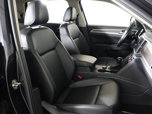 Used 2019 Volkswagen Atlas SE w/ Panoramic Sunroof Package image 34