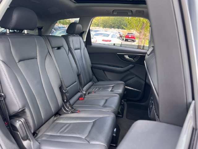Used 2024 Audi Q7 2.0T Premium Plus AWD/4WD image 29