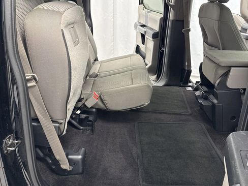 Used 2016 Ford F150 XLT w/ XTR Package image 42