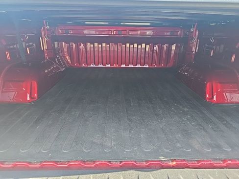 Used 2021 Chevrolet Silverado 1500 RST image 30