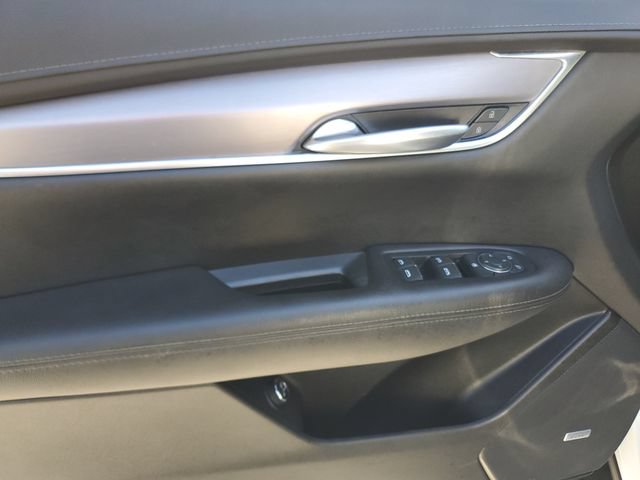 Certified 2023 Cadillac XT5 Luxury FWD image 18