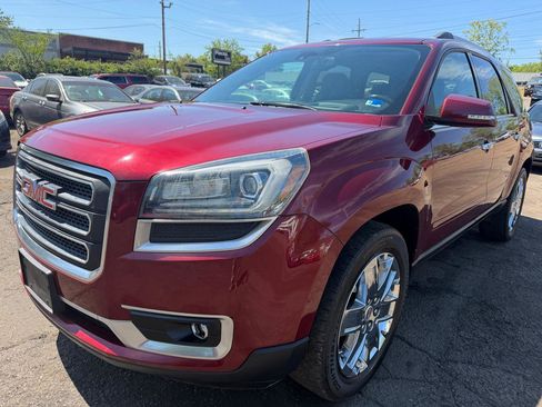 Used 2017 GMC Acadia Limited SLT image 1