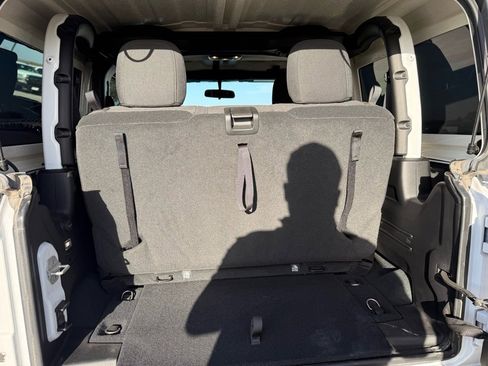Used 2022 Jeep Wrangler Willys image 17