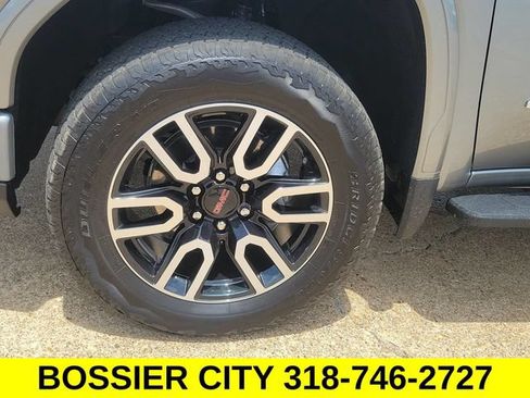 Certified 2026 GMC Sierra 1500 AT4 w/ AT4 Premium Package AWD/4WD image 34