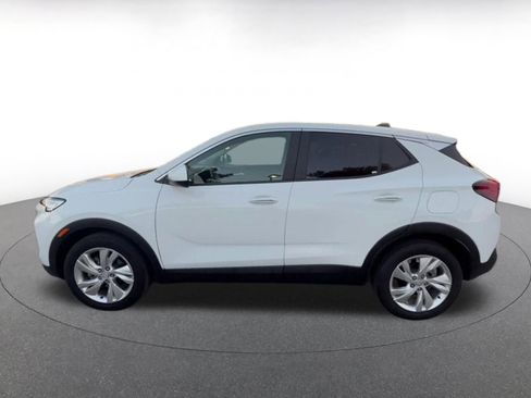 Used 2025 Buick Encore GX Preferred image 9