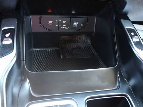 Used 2025 Kia Sorento S w/ Panoramic Sunroof Package FWD image 49