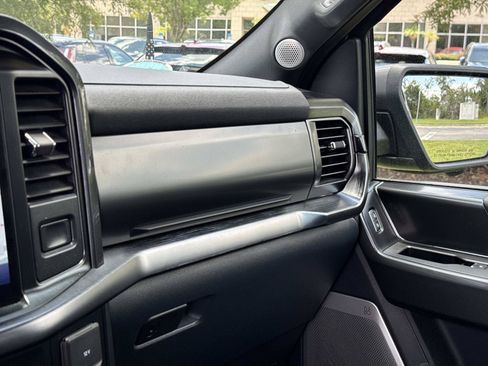Used 2022 Ford F150 Lariat w/ Equipment Group 502A High AWD/4WD image 25