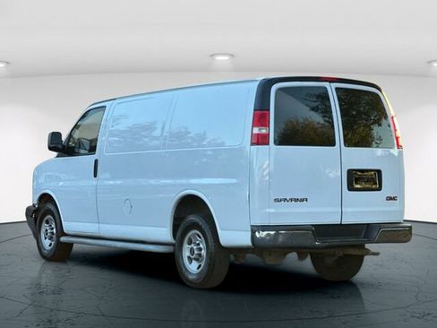 Used 2017 GMC Savana 2500 image 5